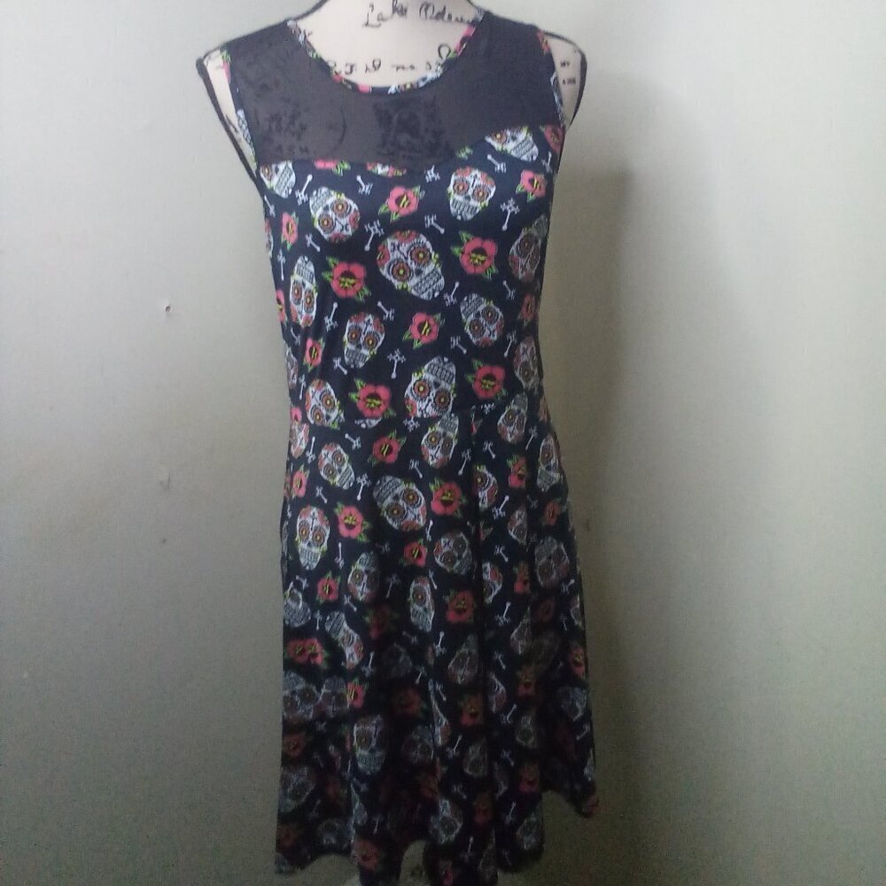 Hot Topic Dress Juniors M Sleeveless Soft Stretch Flower Skulls Black Red